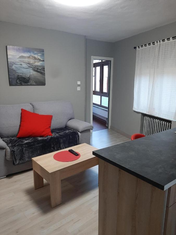 Piso Con Terraza En Felechosa Apartment Luaran gambar
